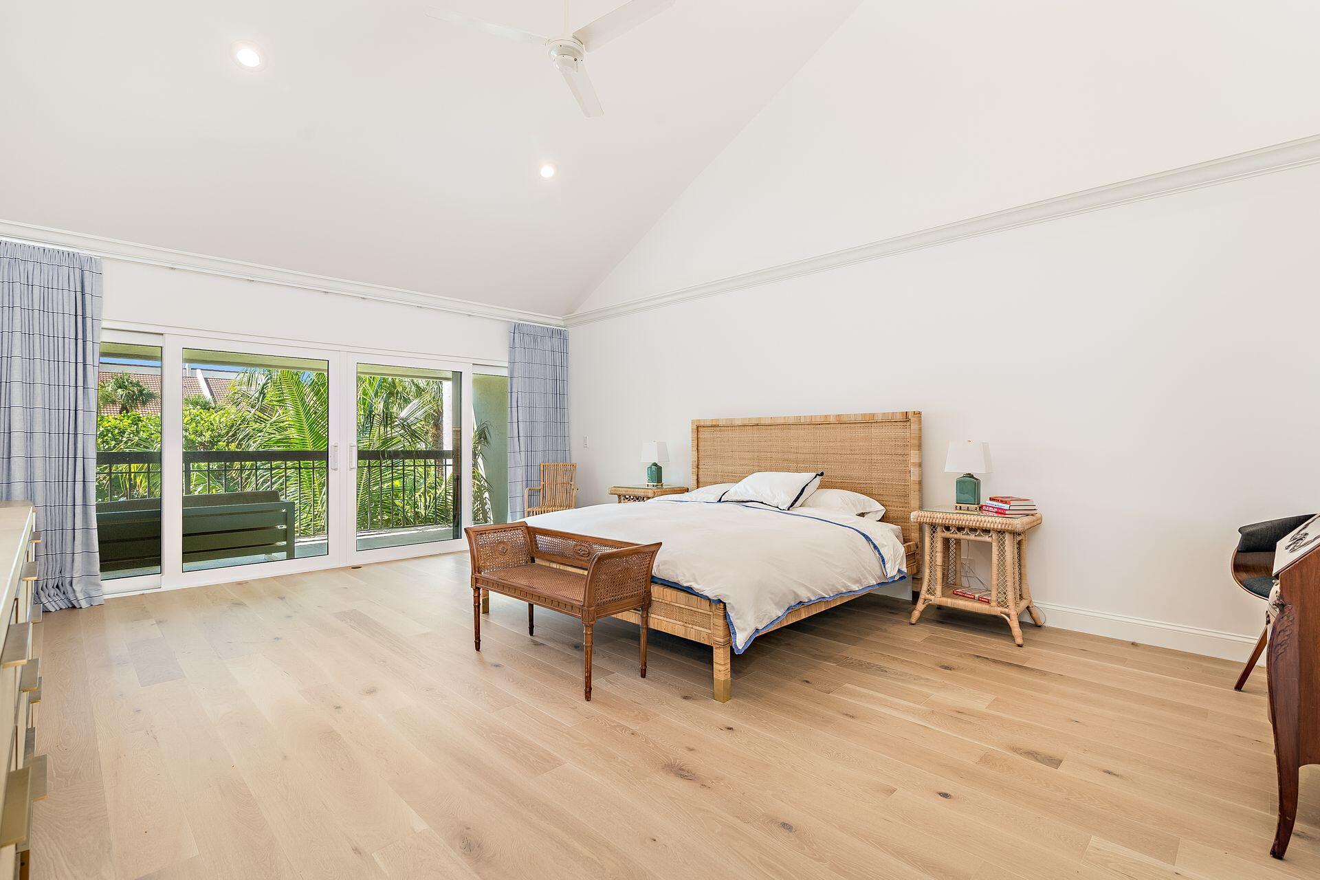 TRES VIDAS OF PALM BEACH - Residential