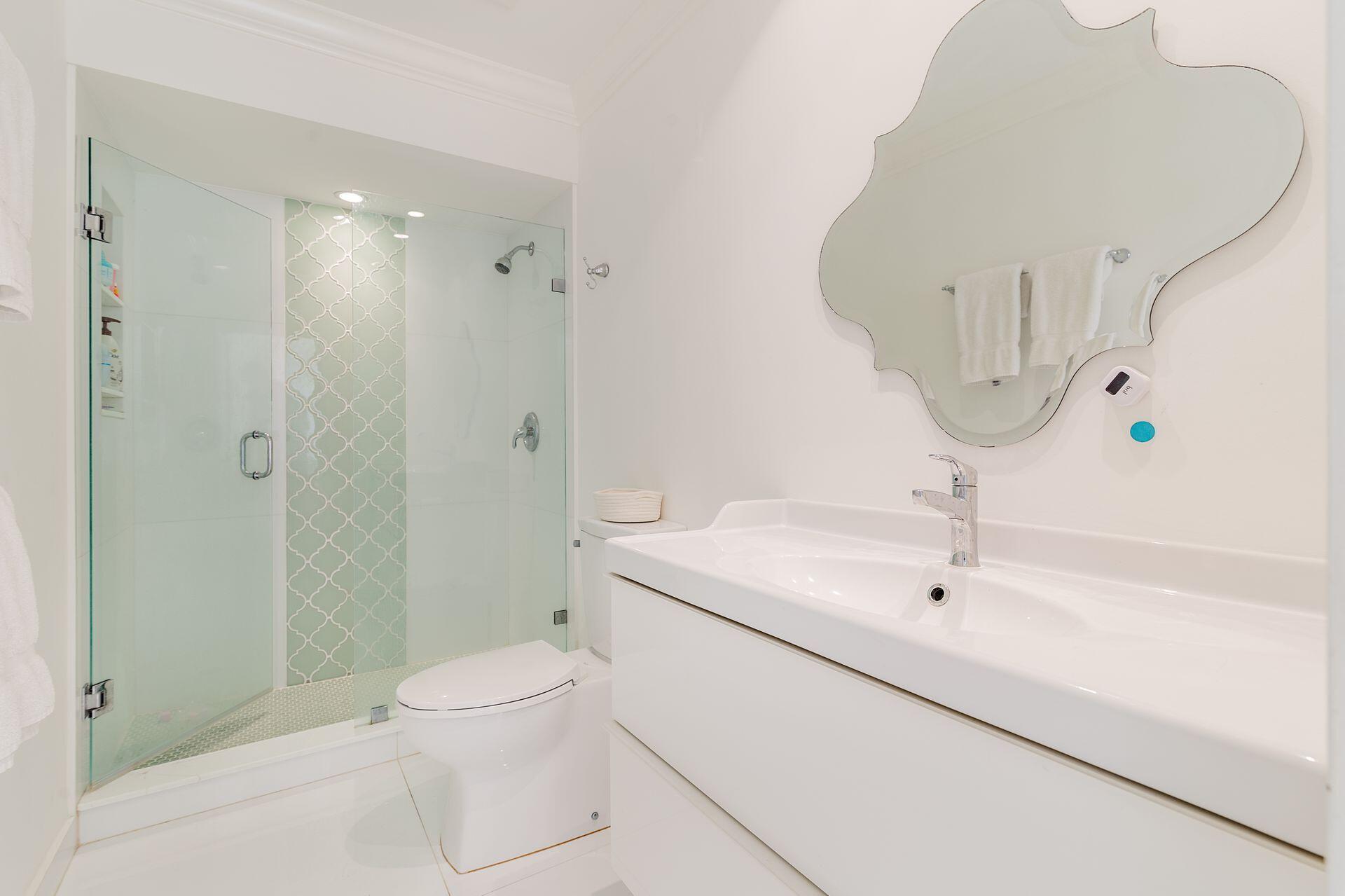 TRES VIDAS OF PALM BEACH - Residential