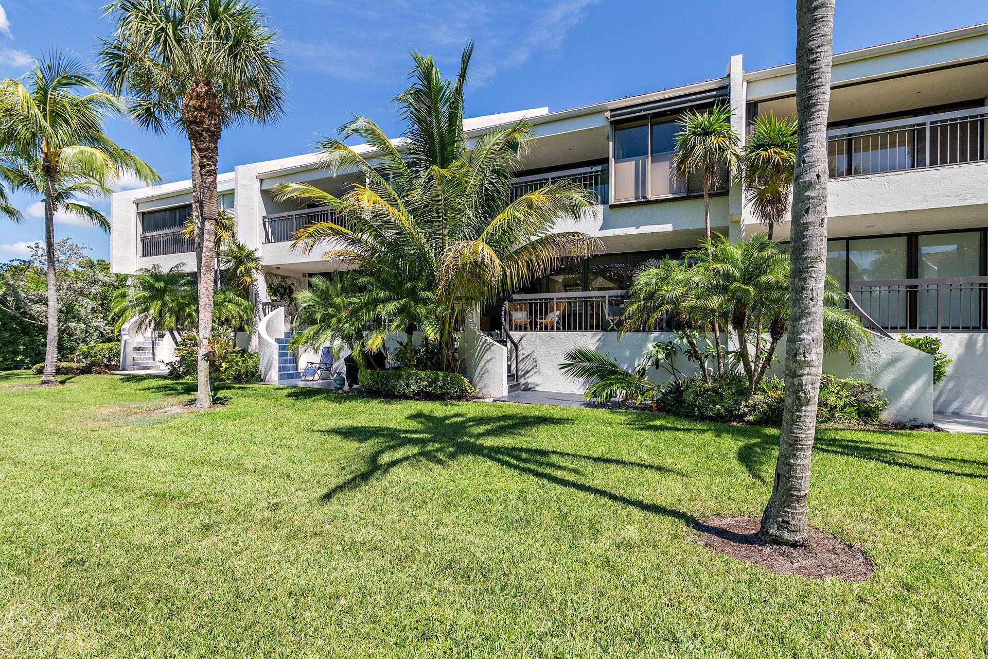 TRES VIDAS OF PALM BEACH - Residential