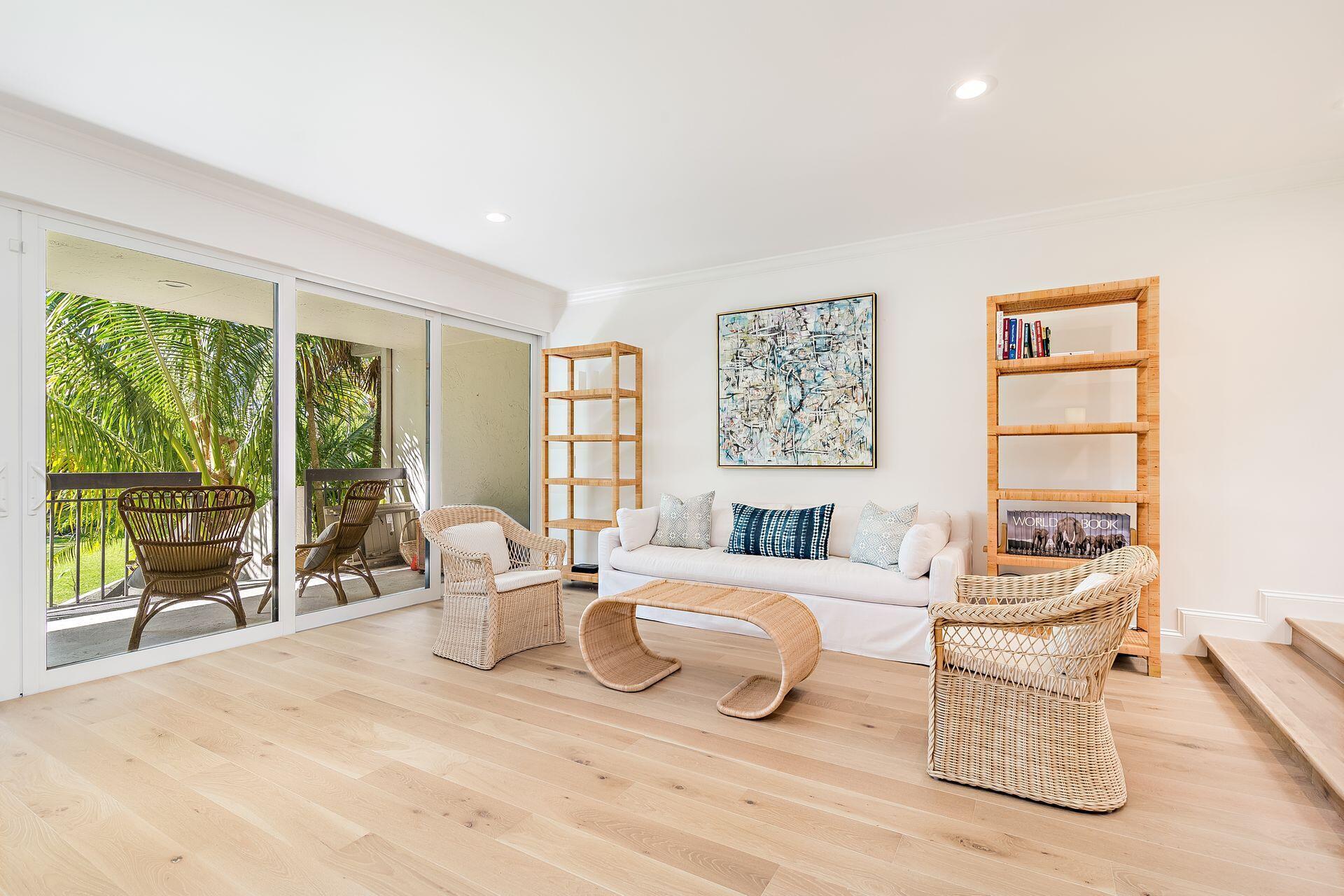 TRES VIDAS OF PALM BEACH - Residential