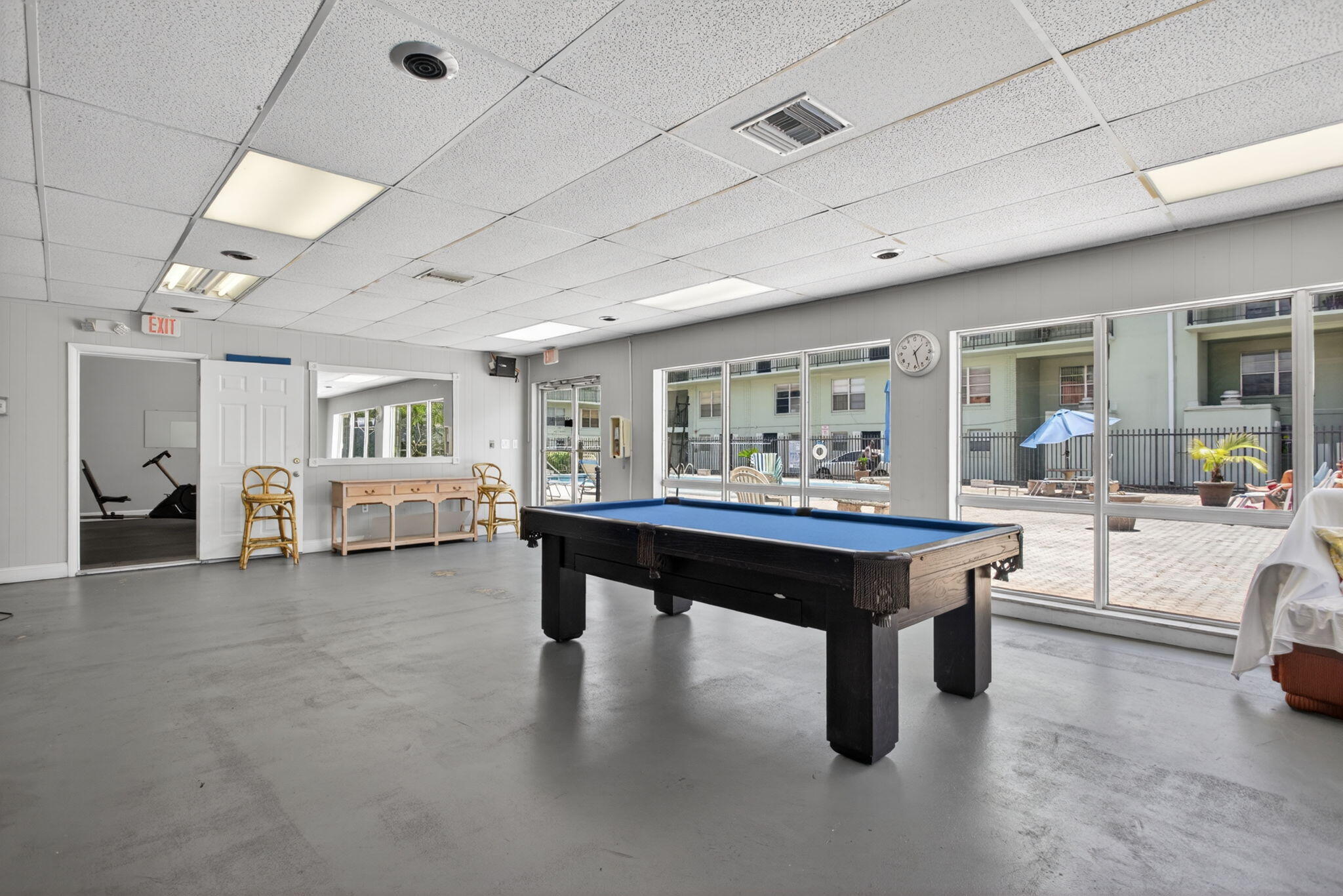 RACQUET CLUB - Residential