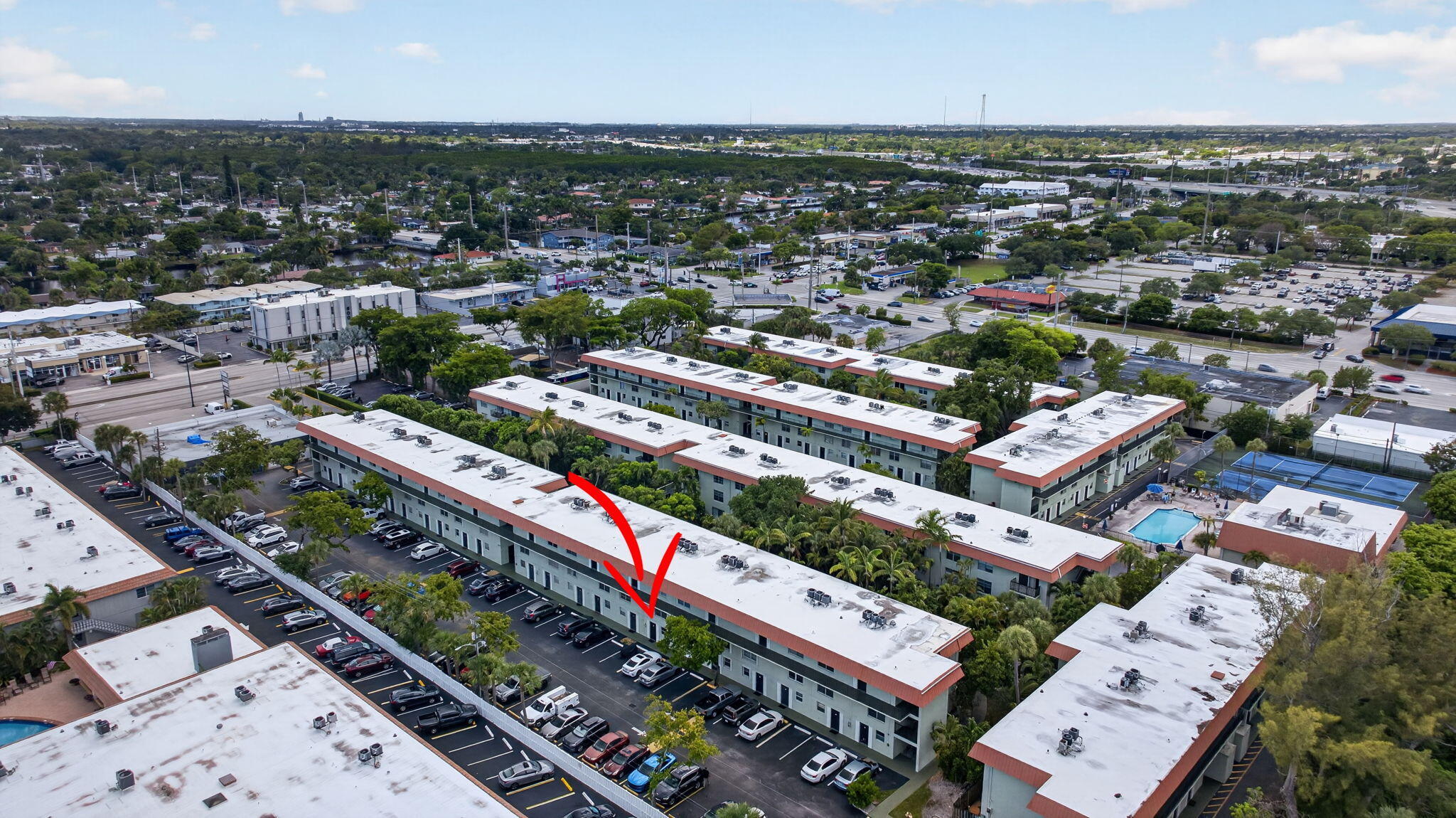 RACQUET CLUB - Residential