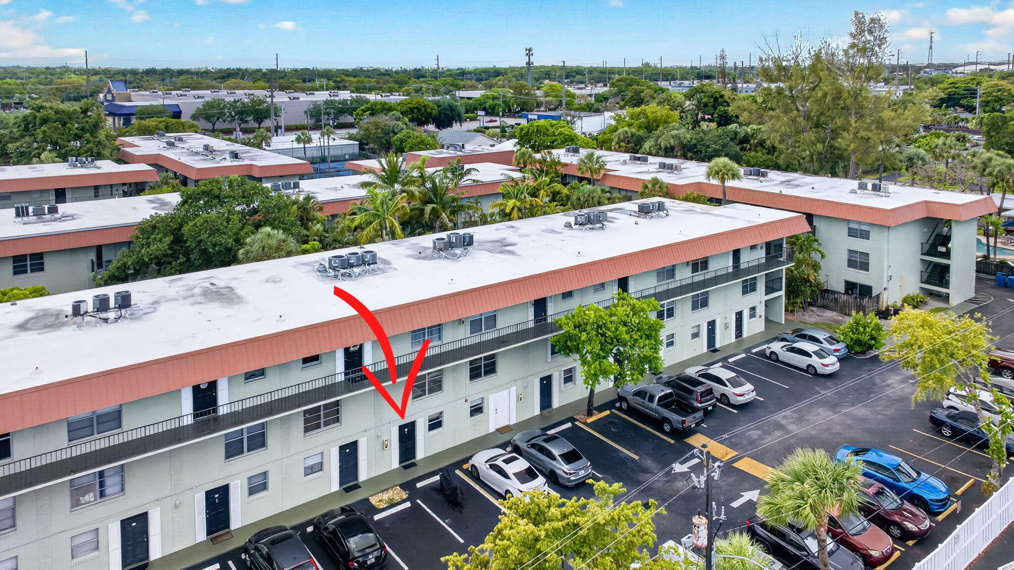 RACQUET CLUB - Residential