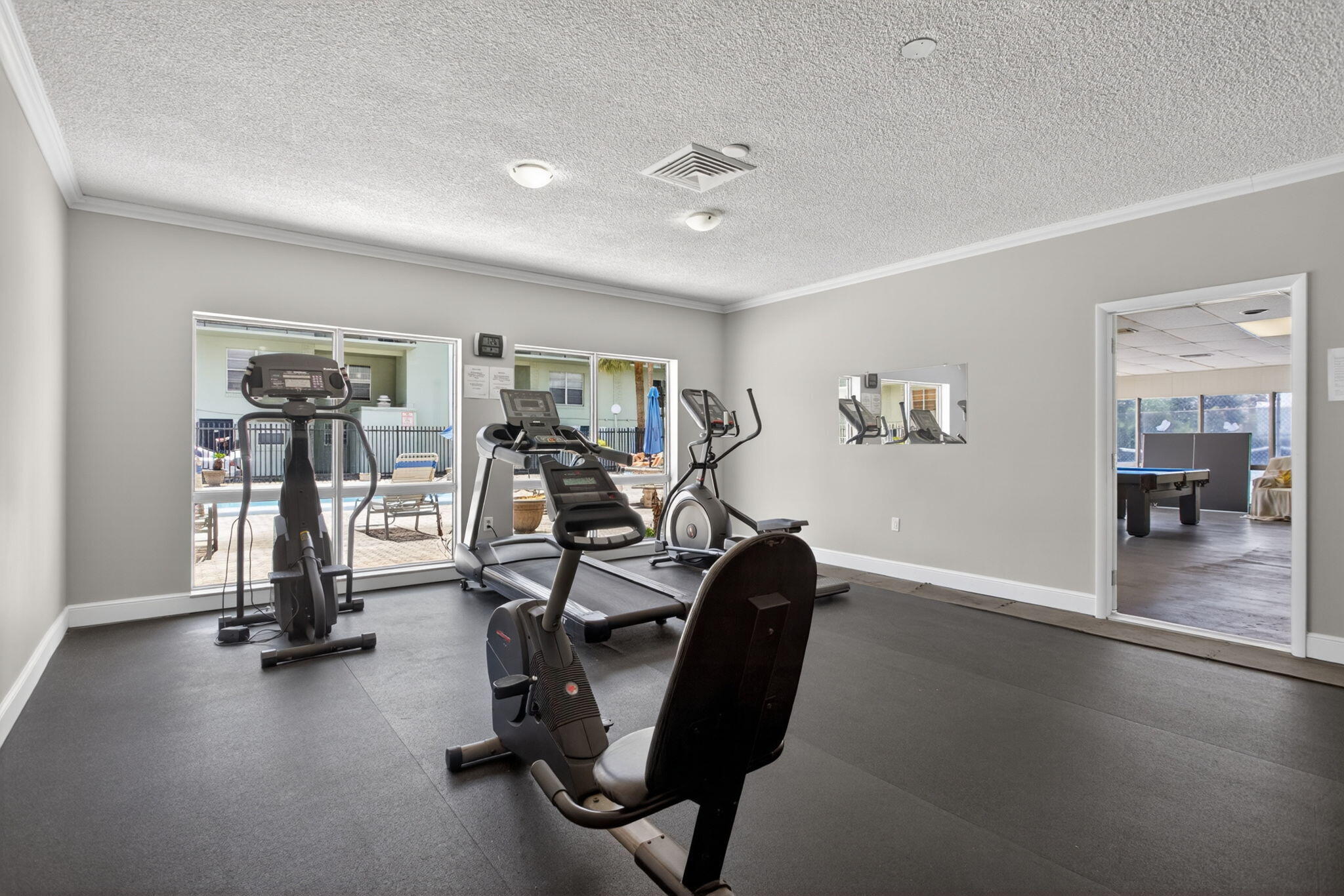 RACQUET CLUB - Residential