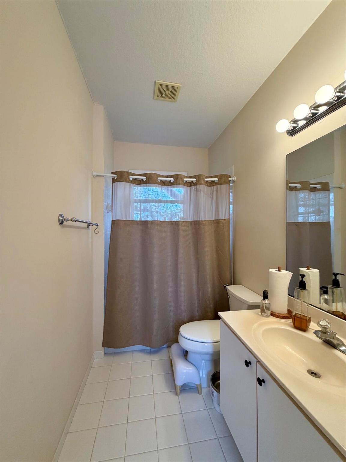 ADDISON TRACE - Residential