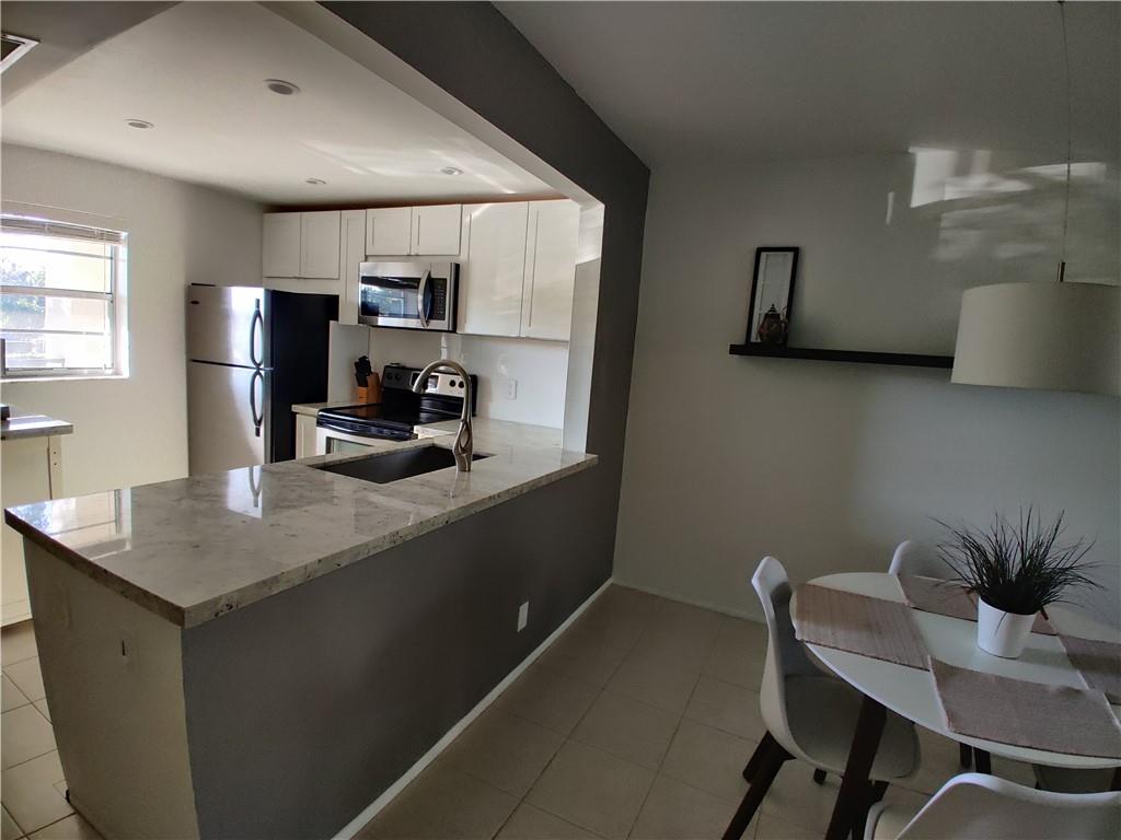 Pine Island Ridge - Residential