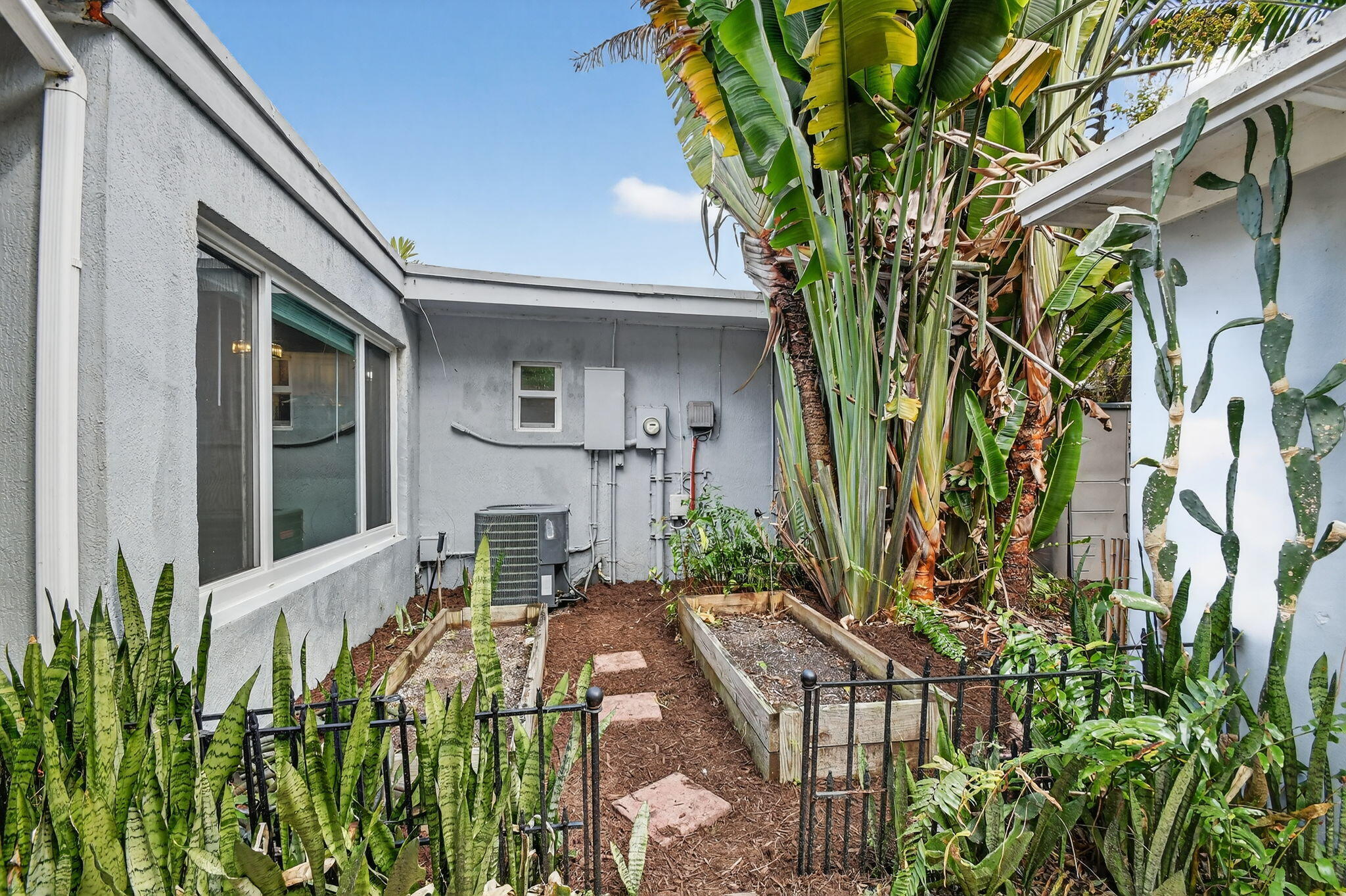 LAKE WORTH TOWN OF ADD 1 - Residential