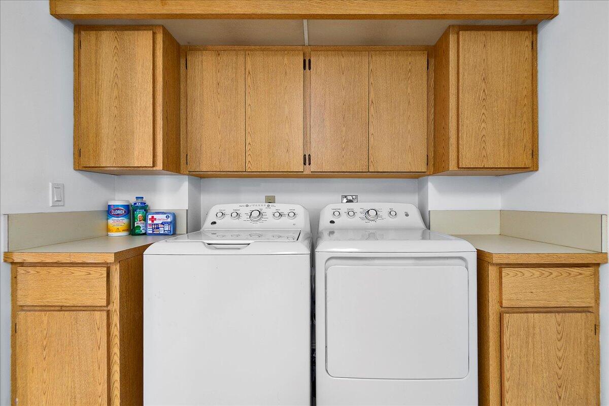 CONDS 1 THUR 20 OF WHITEHALL VILLAGES OF PALM BEAC - Residential Lease