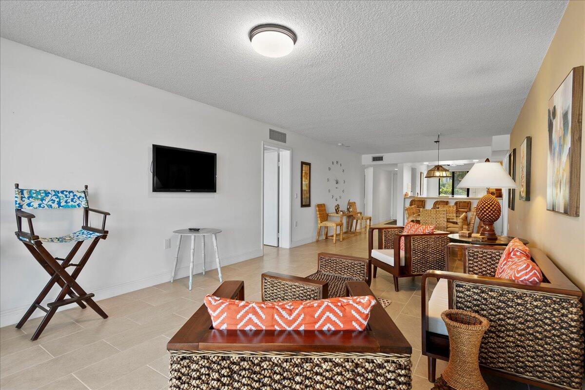 CONDS 1 THUR 20 OF WHITEHALL VILLAGES OF PALM BEAC - Residential Lease