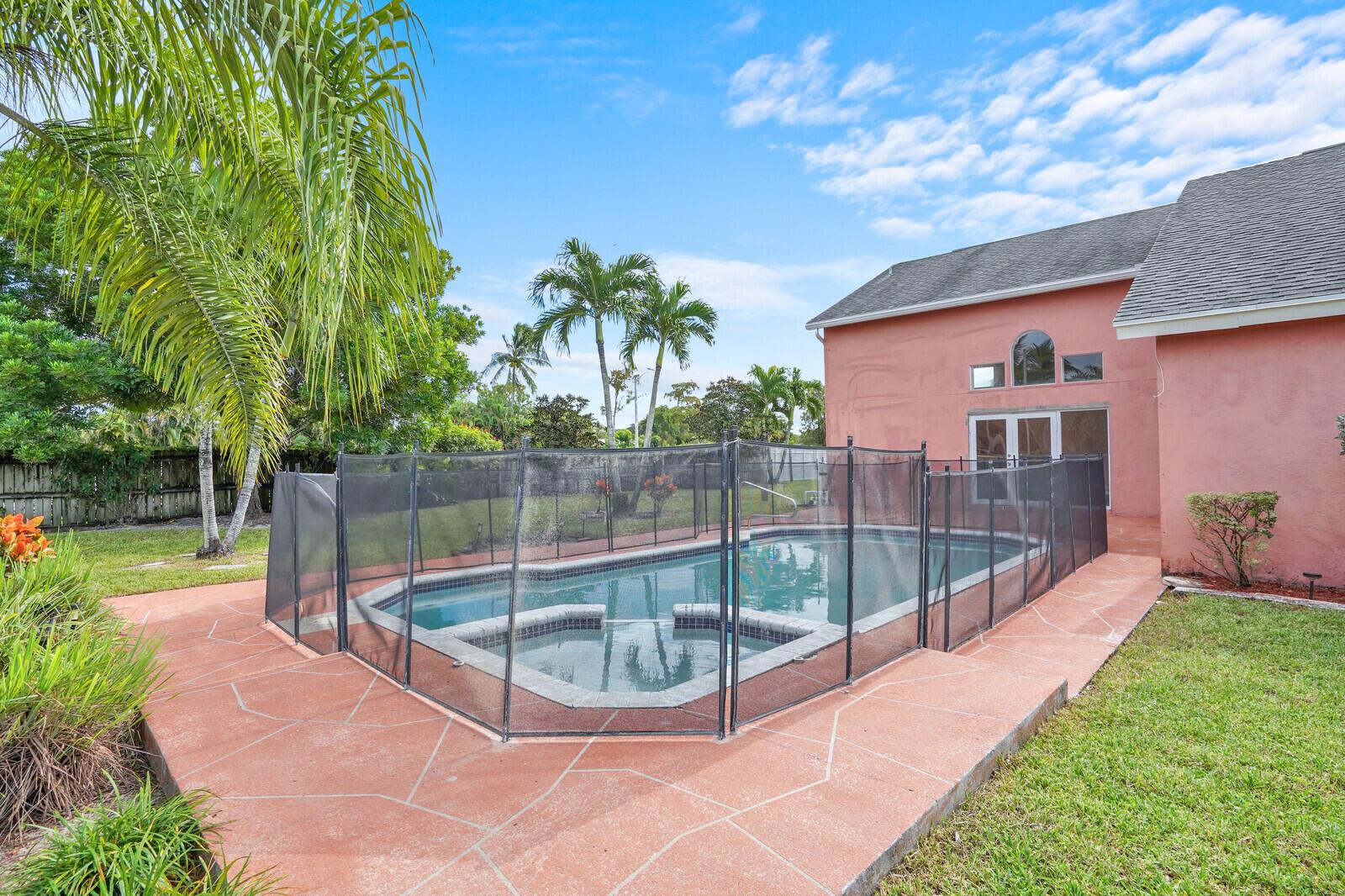 CRESTWOOD UNIT 1 PL 5 - Residential