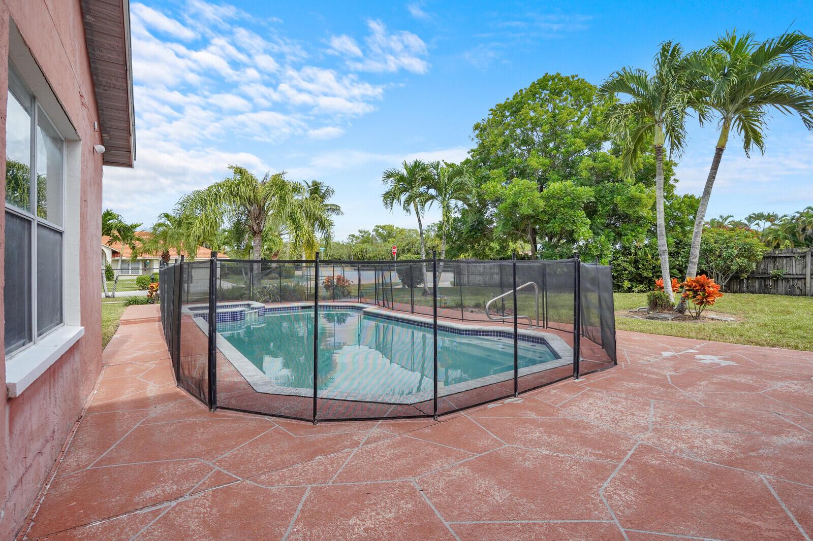 CRESTWOOD UNIT 1 PL 5 - Residential