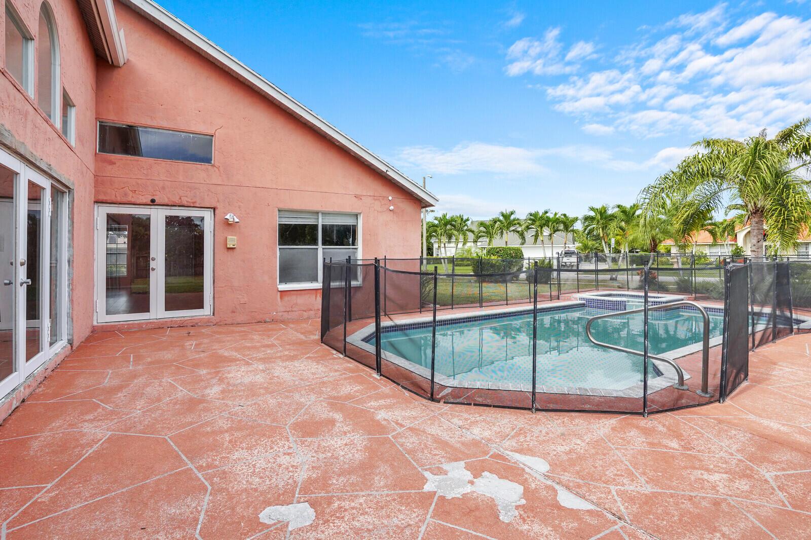 CRESTWOOD UNIT 1 PL 5 - Residential