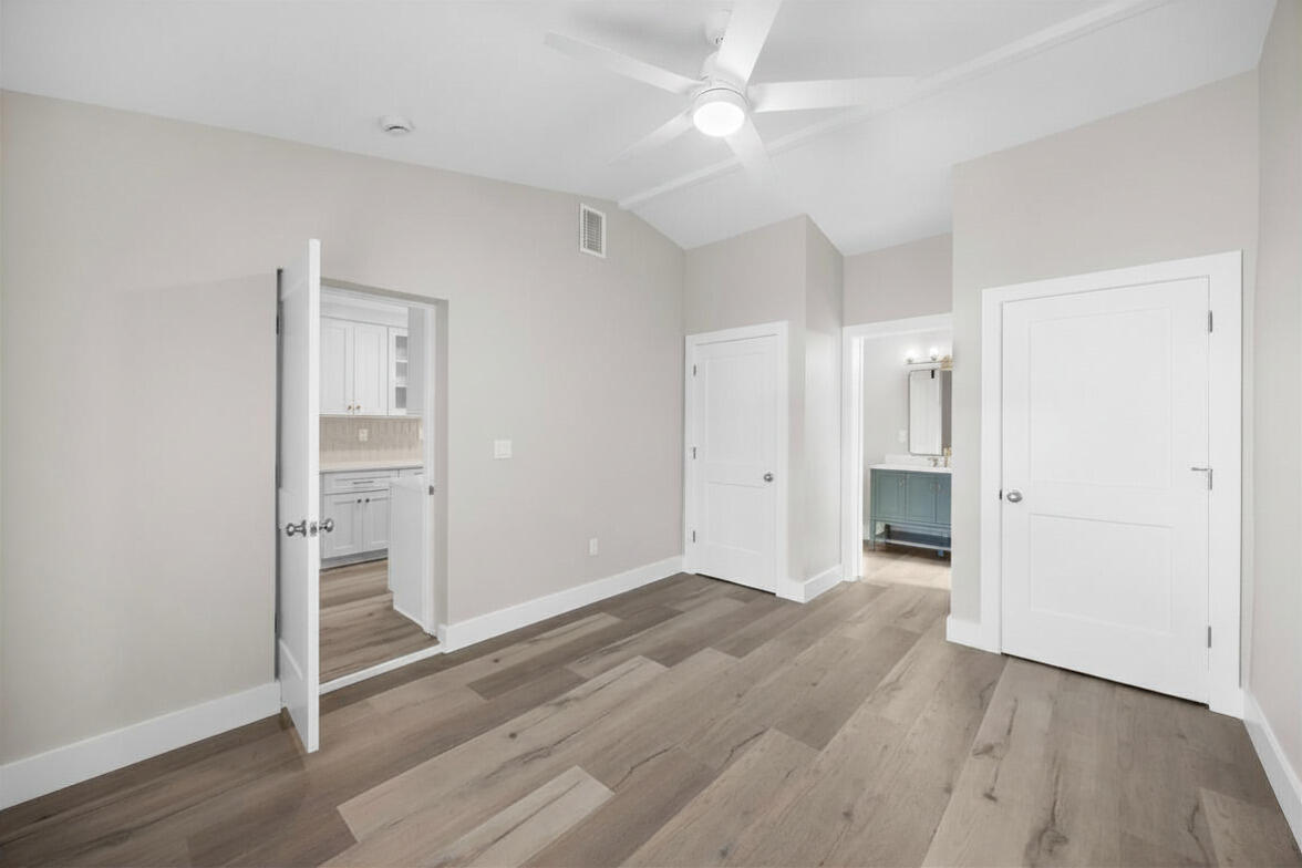 LAKEVIEW PARK AT RIVIERA - Residential