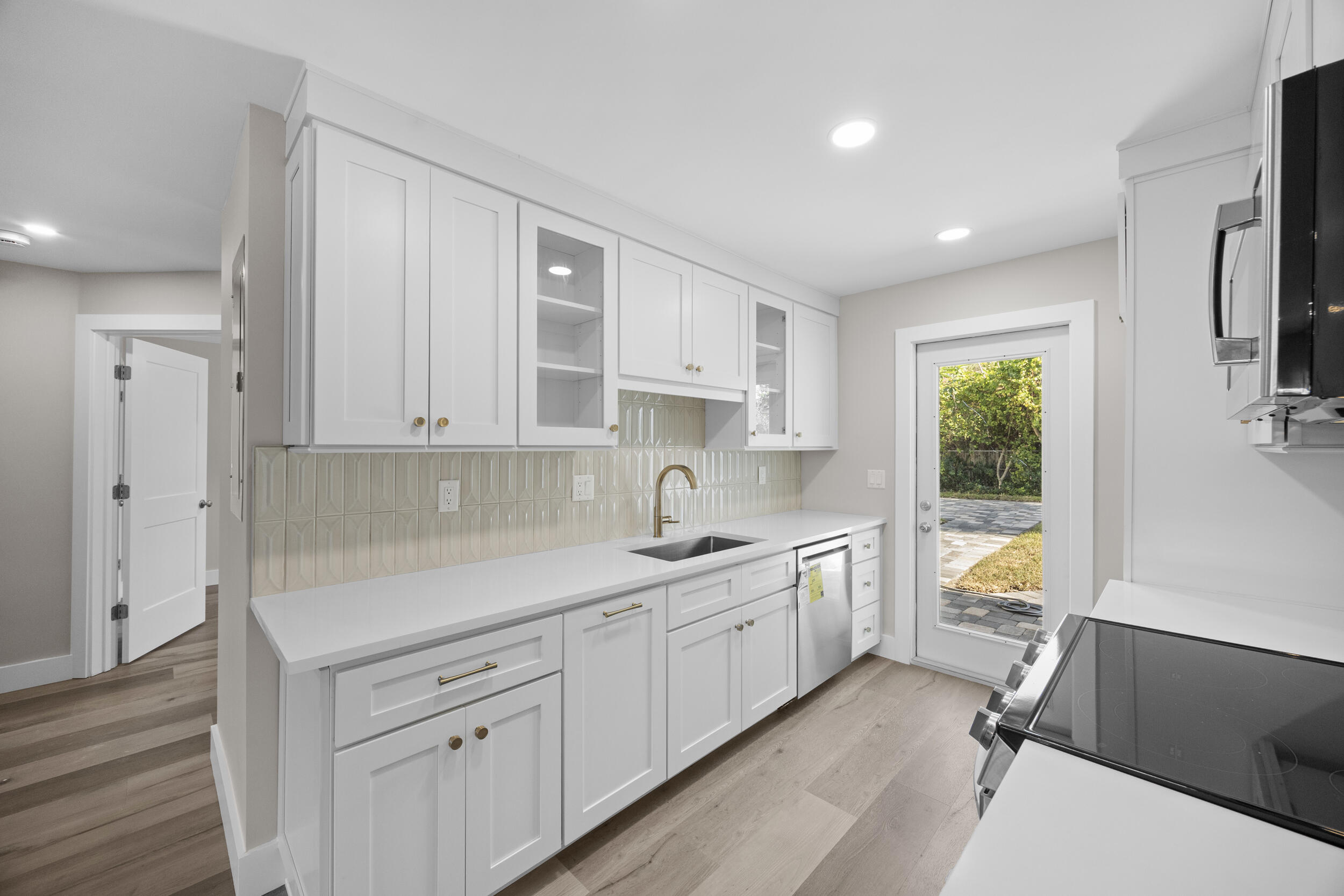 LAKEVIEW PARK AT RIVIERA - Residential