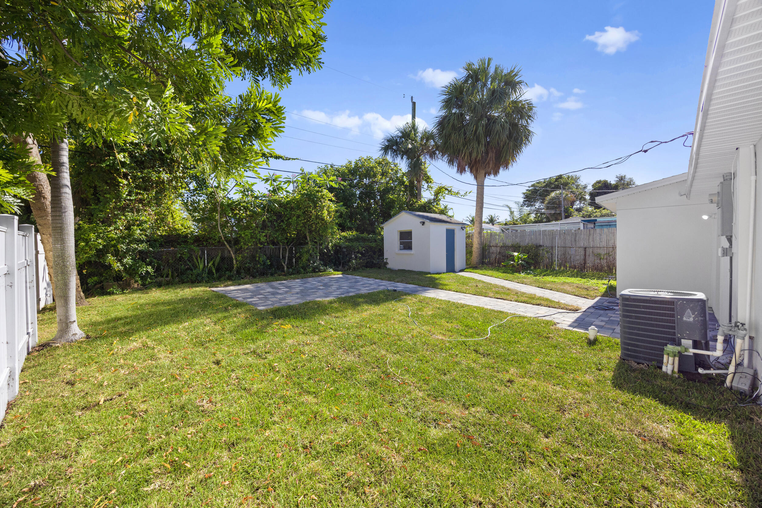 LAKEVIEW PARK AT RIVIERA - Residential