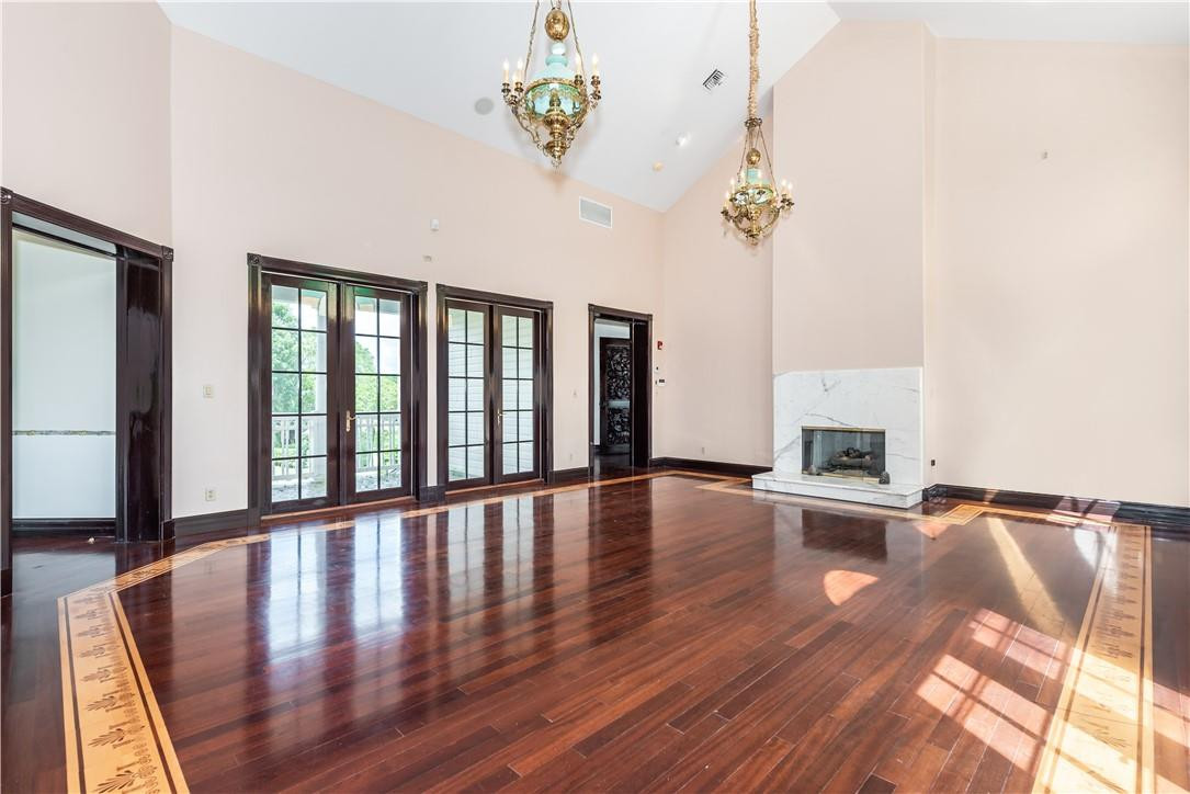 Sunshine Ranches - Residential