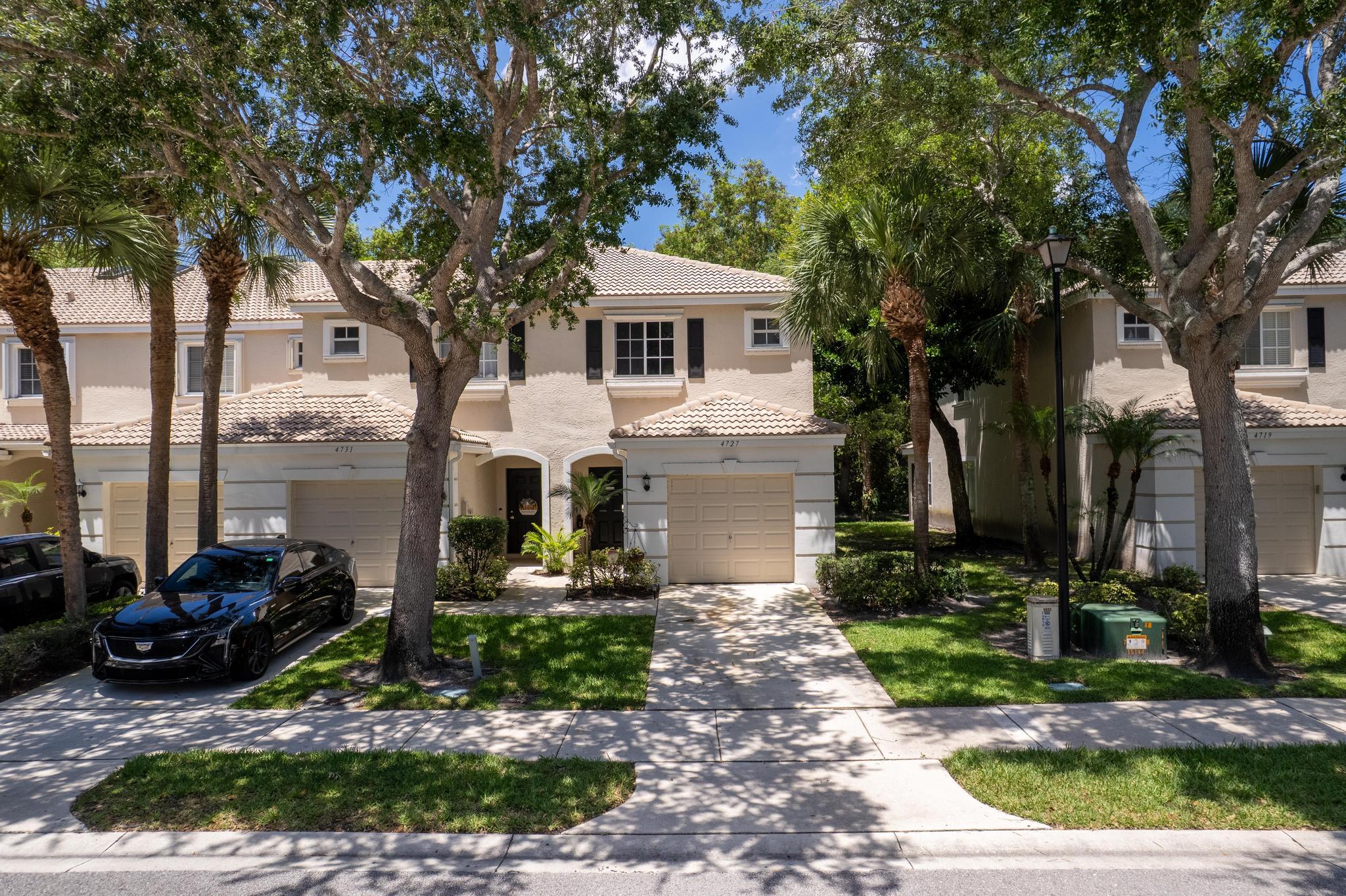PALMBROOKE TOWNHOMES - Residential