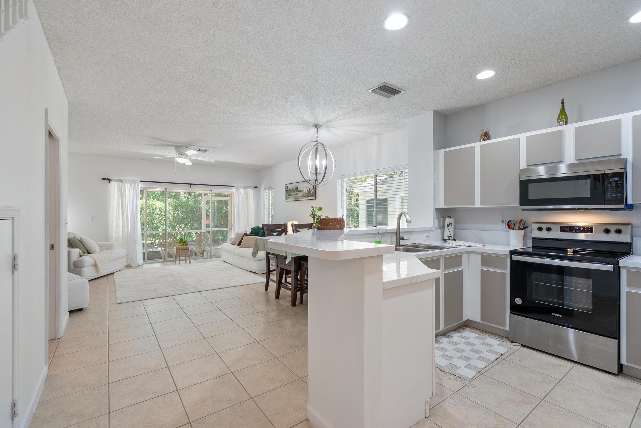 PALMBROOKE TOWNHOMES - Residential