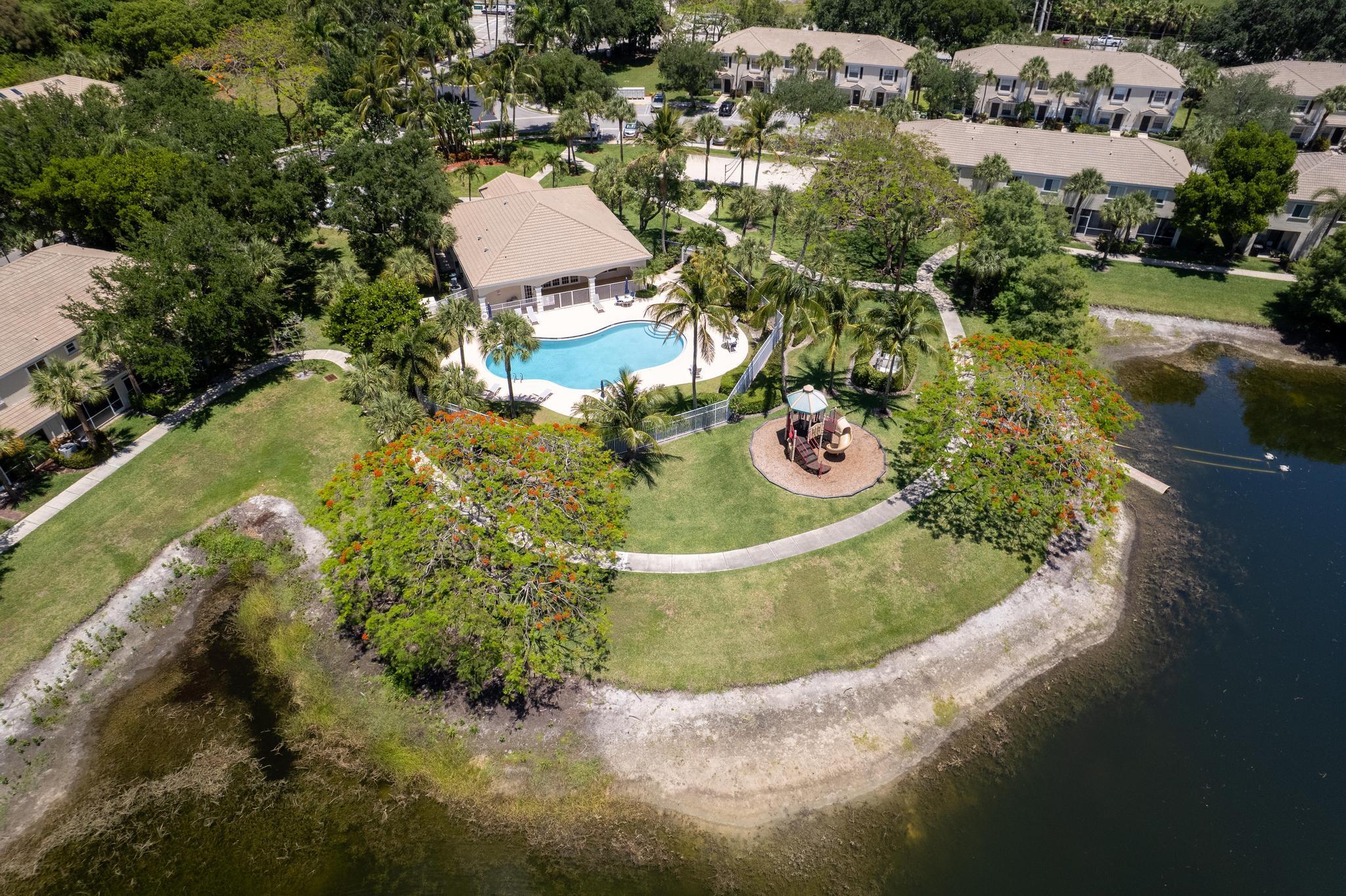 PALMBROOKE TOWNHOMES - Residential