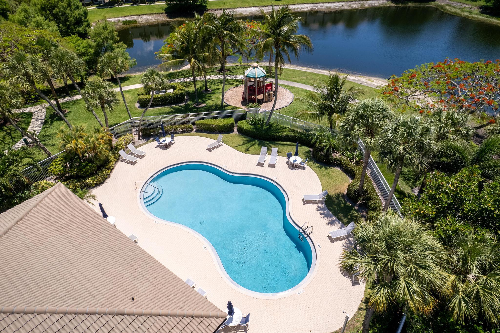PALMBROOKE TOWNHOMES - Residential