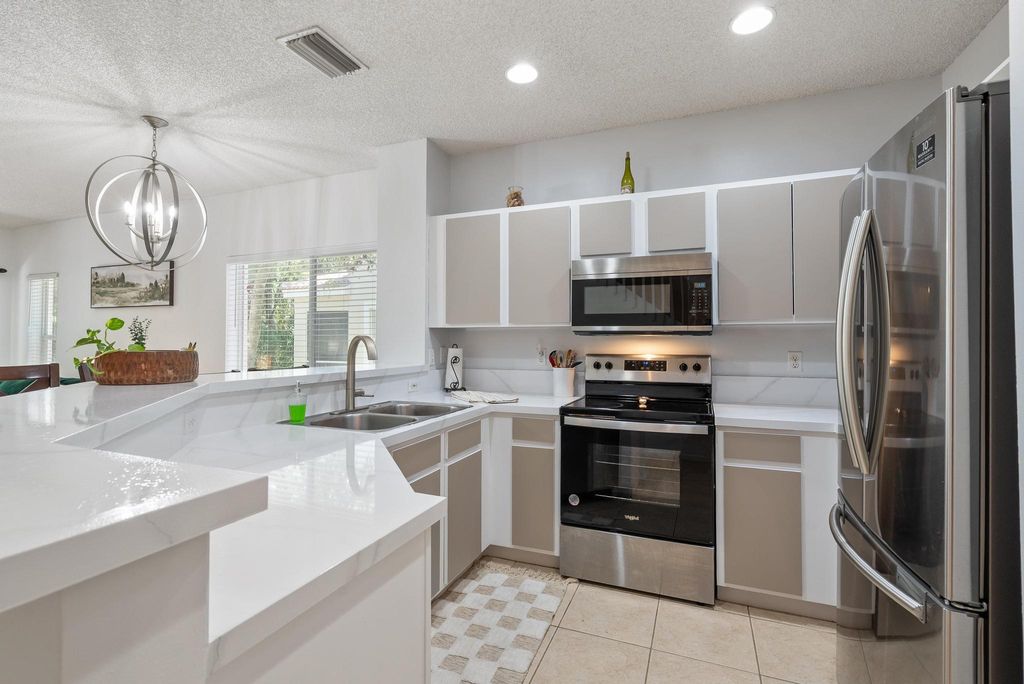 Photo of 4727 Palmbrooke Circle, West Palm Beach, FL 33417 (MLS # B26028872)