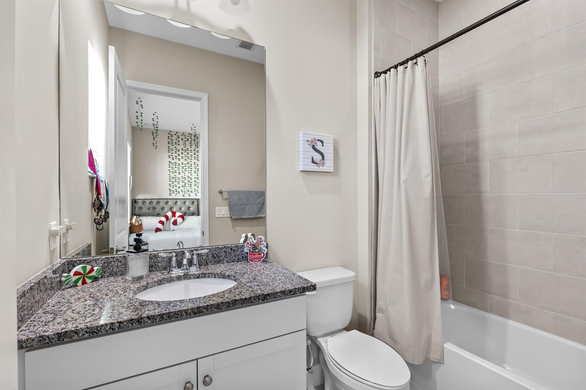 GROVES OF WESTLAKE - Residential