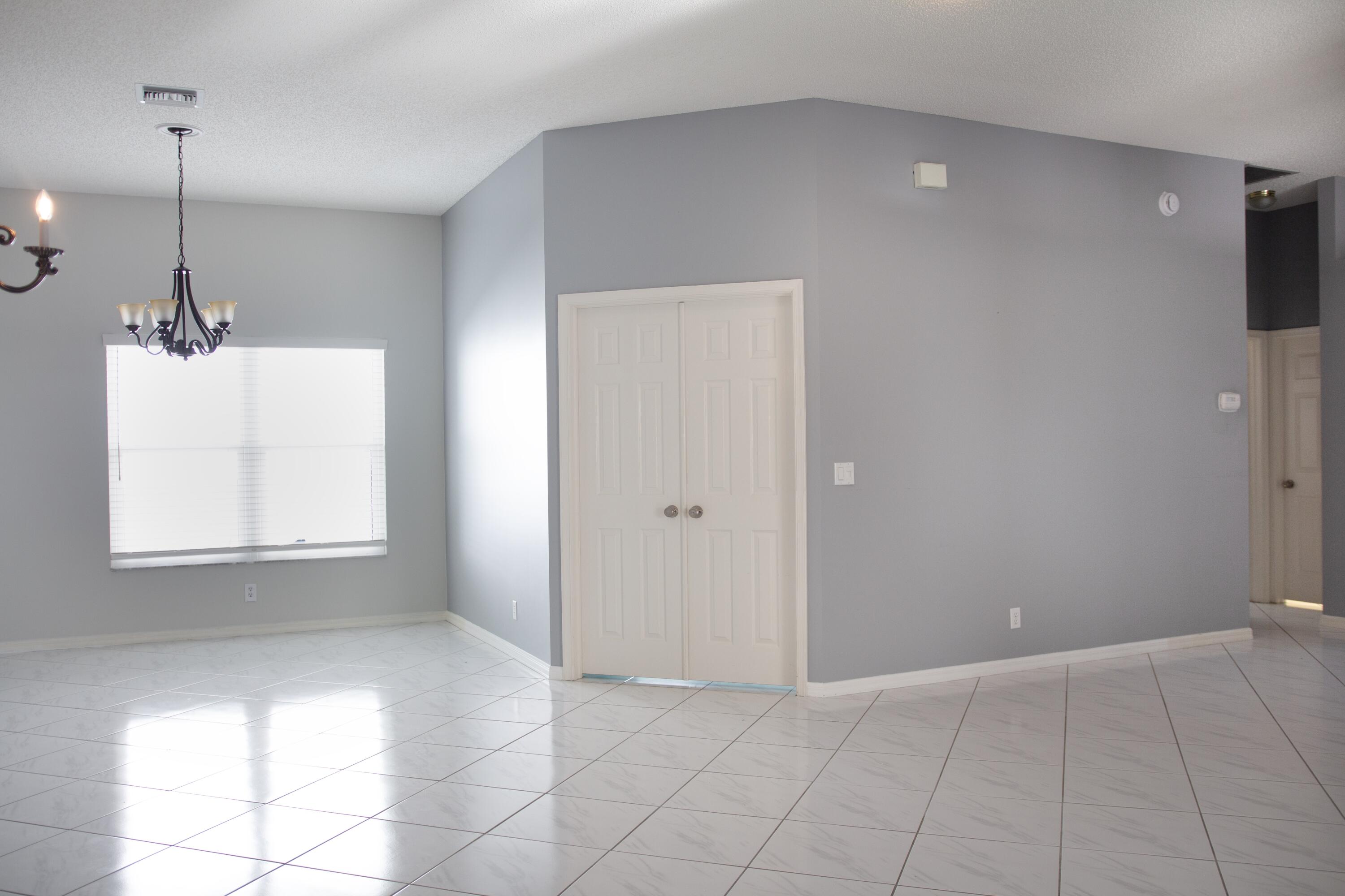 MARINER VILLAGE - Residential