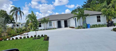 4323 Barbridge Road Palm Springs FL 33406