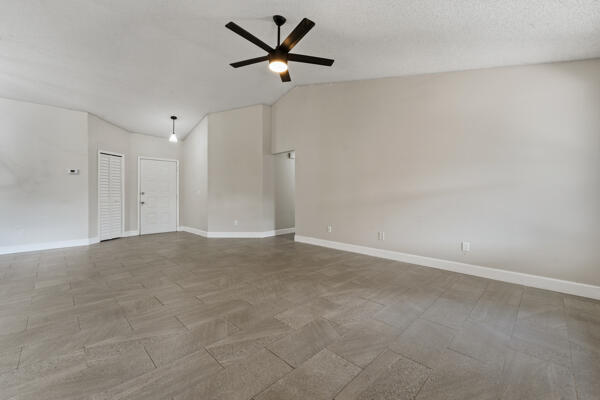 PORT ST LUCIE SECTION 19 - Residential