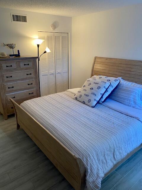 JUPITER OCEAN AND RACQUET - Residential Lease