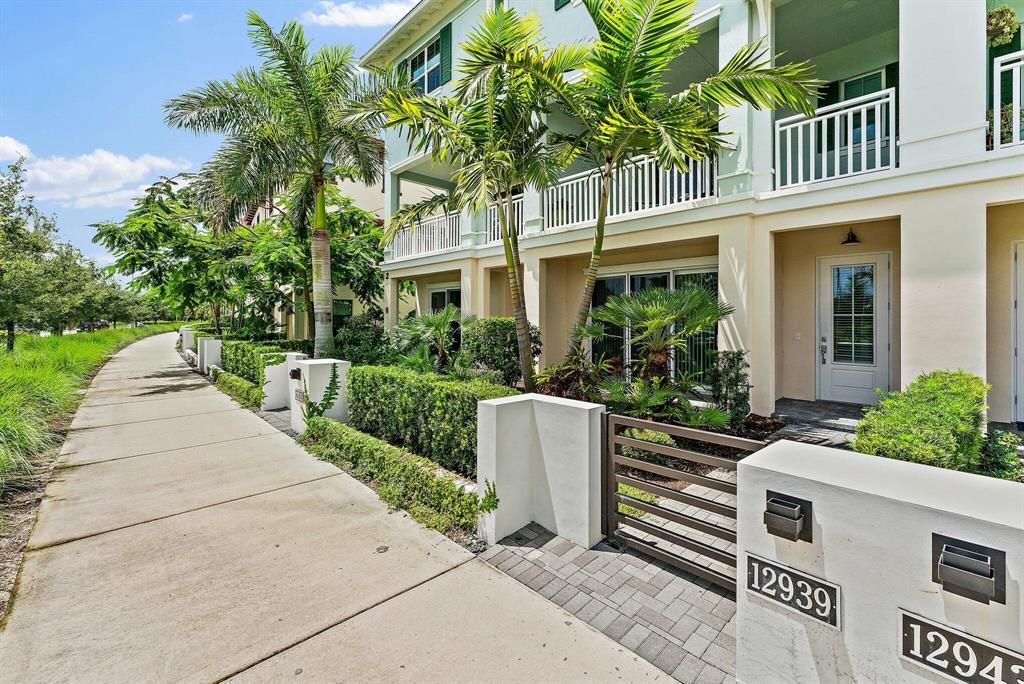 Photo of 12939 Alton Road, Palm Beach Gardens, FL 33418 (MLS # R10819171)