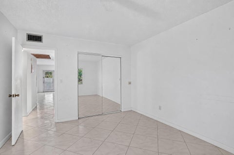 Tiny photo for 4025 Swansea B #4025, Deerfield Beach, FL 33442 (MLS # B26083770)