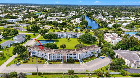 Tiny photo for 4025 Swansea B #4025, Deerfield Beach, FL 33442 (MLS # B26083770)