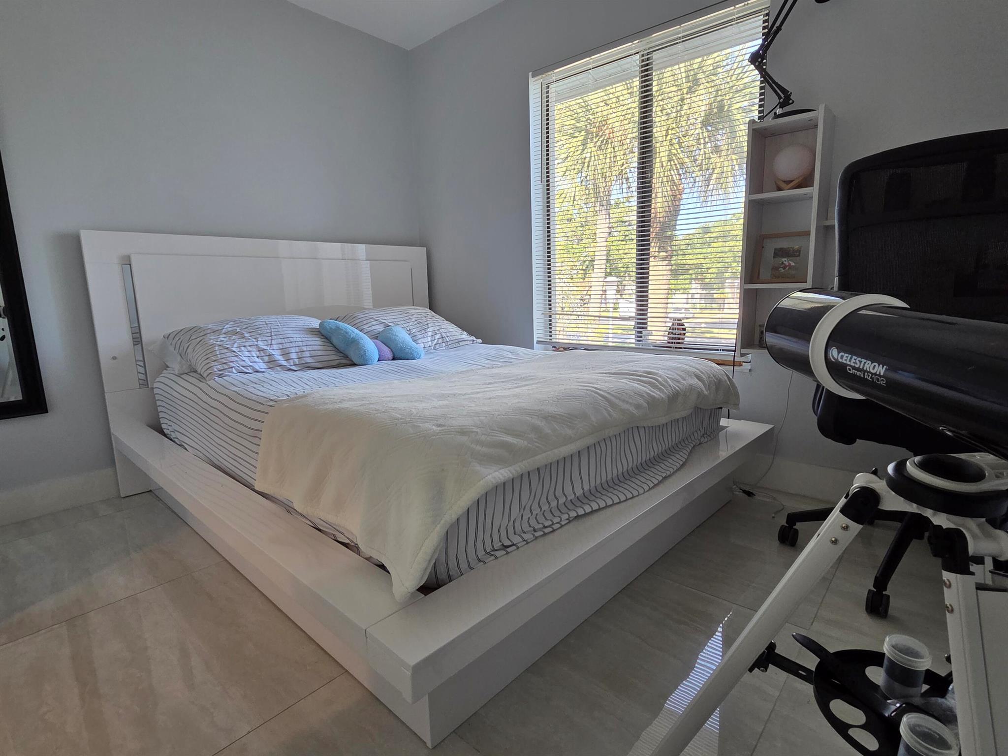 PALM CLUB VILLAGE II COND - Residential