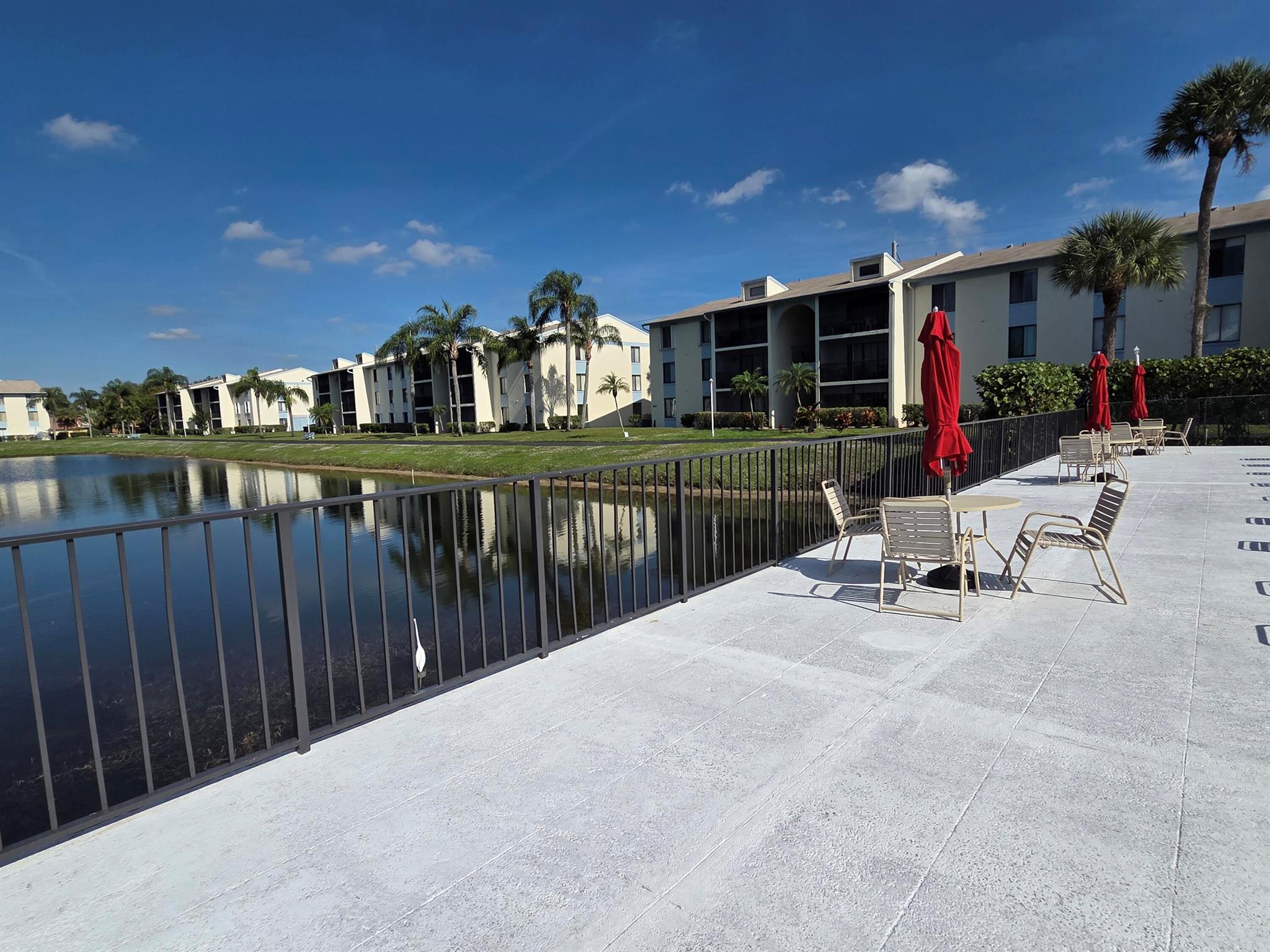 PALM CLUB VILLAGE II COND - Residential