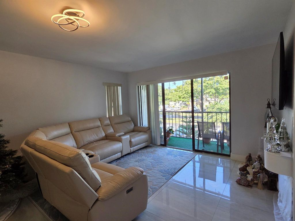 Photo of 1115 Green Pine Boulevard #D2, West Palm Beach, FL 33409 (MLS # R11146723)