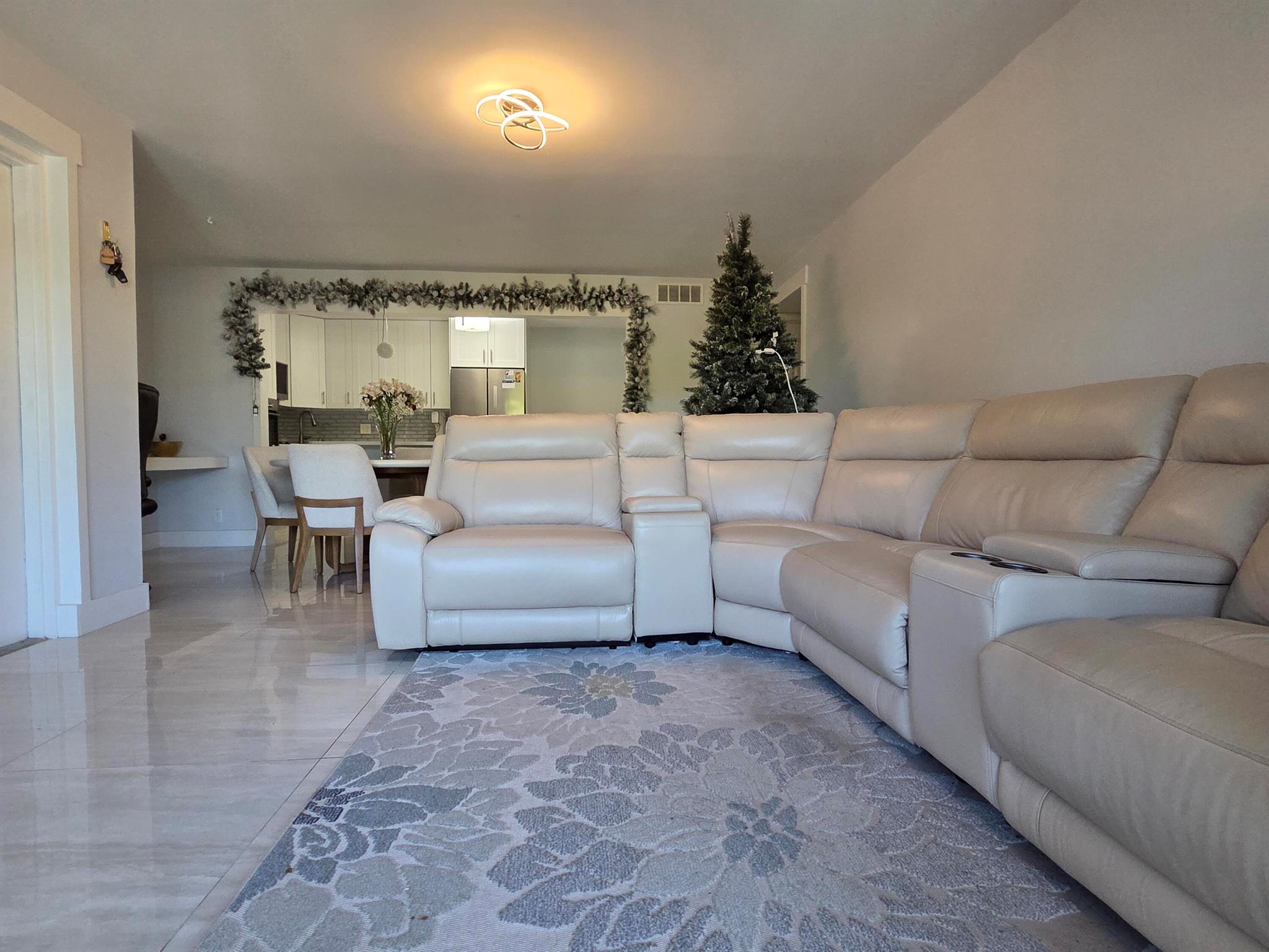 1115 Green Pine Boulevard D2