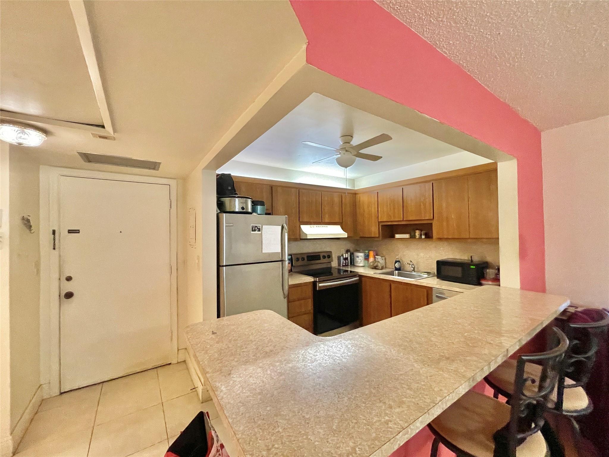 257 S Cypress Rd 415
