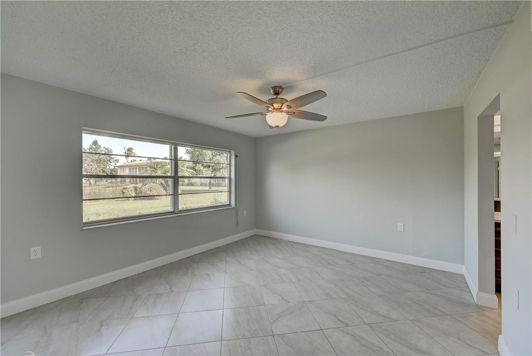 WYNMOOR/NASSAU - Residential