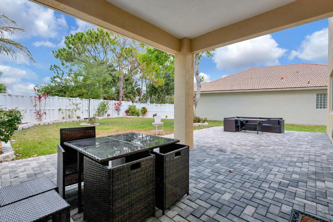 Andros Isle - Residential Lease