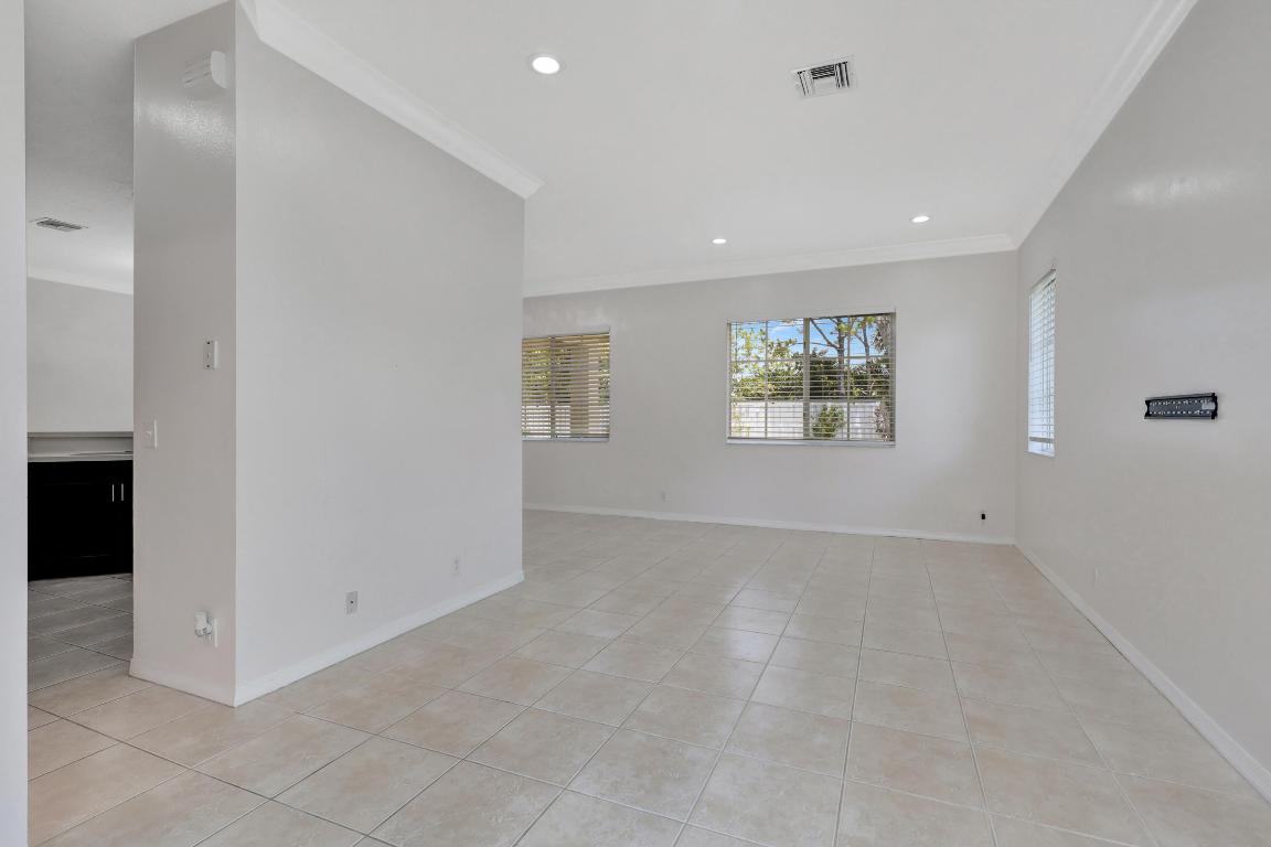 Andros Isle - Residential Lease