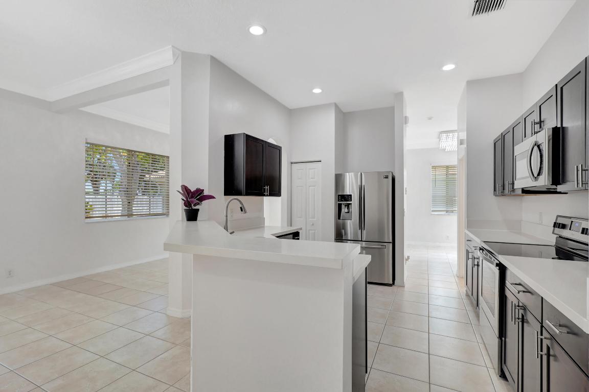 Andros Isle - Residential Lease