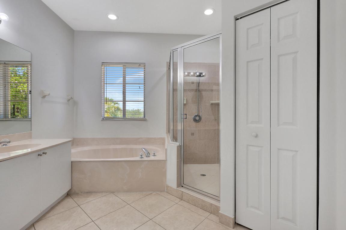 Andros Isle - Residential Lease