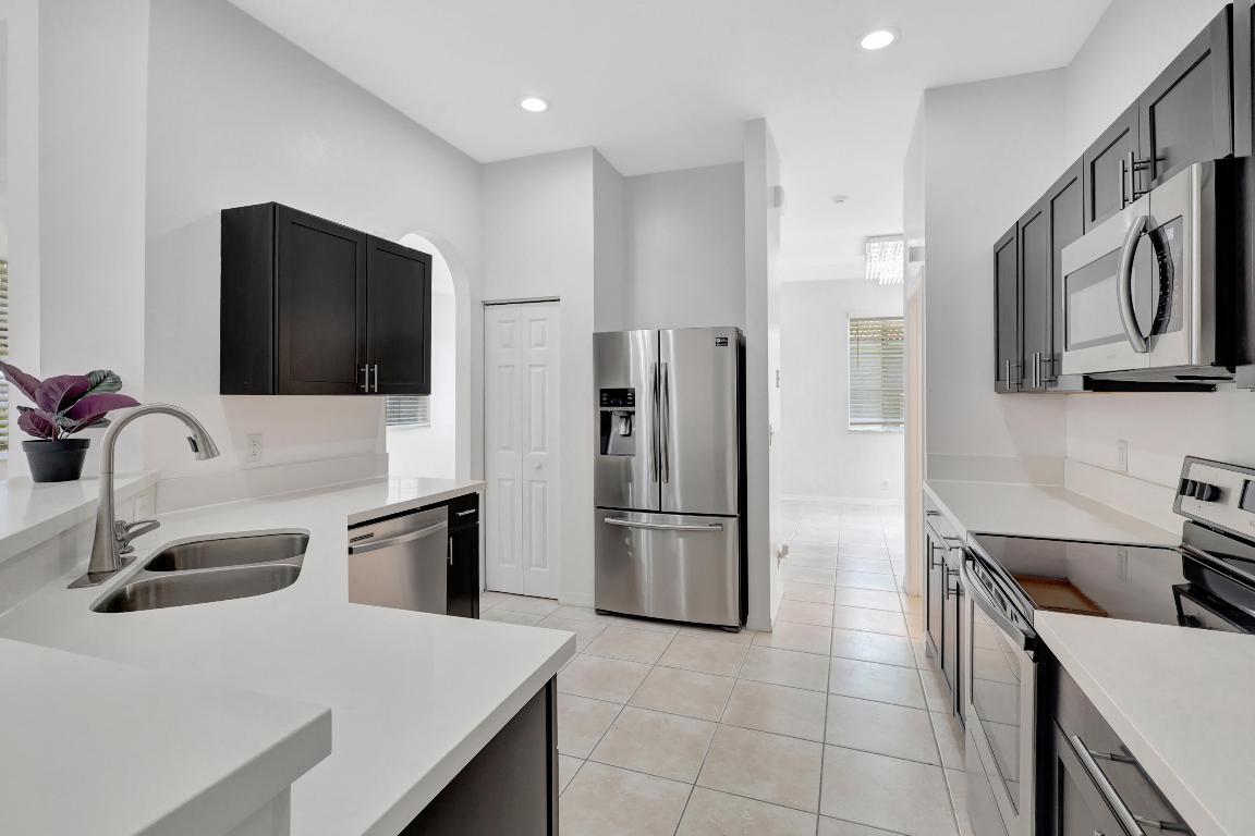 Andros Isle - Residential Lease