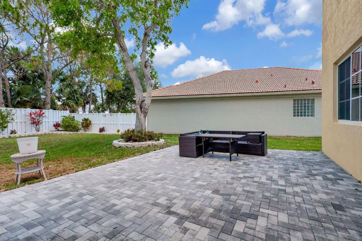 Andros Isle - Residential Lease