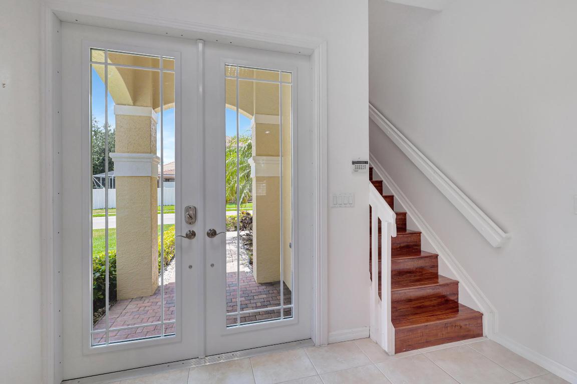 Andros Isle - Residential Lease