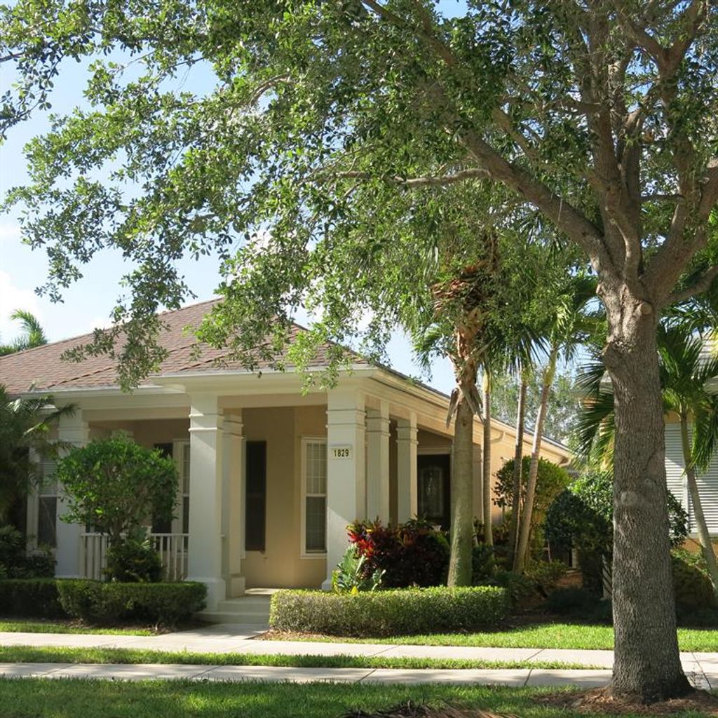 Photo of 1829 Dakota Drive, Jupiter, FL 33458 (MLS # R10701302)