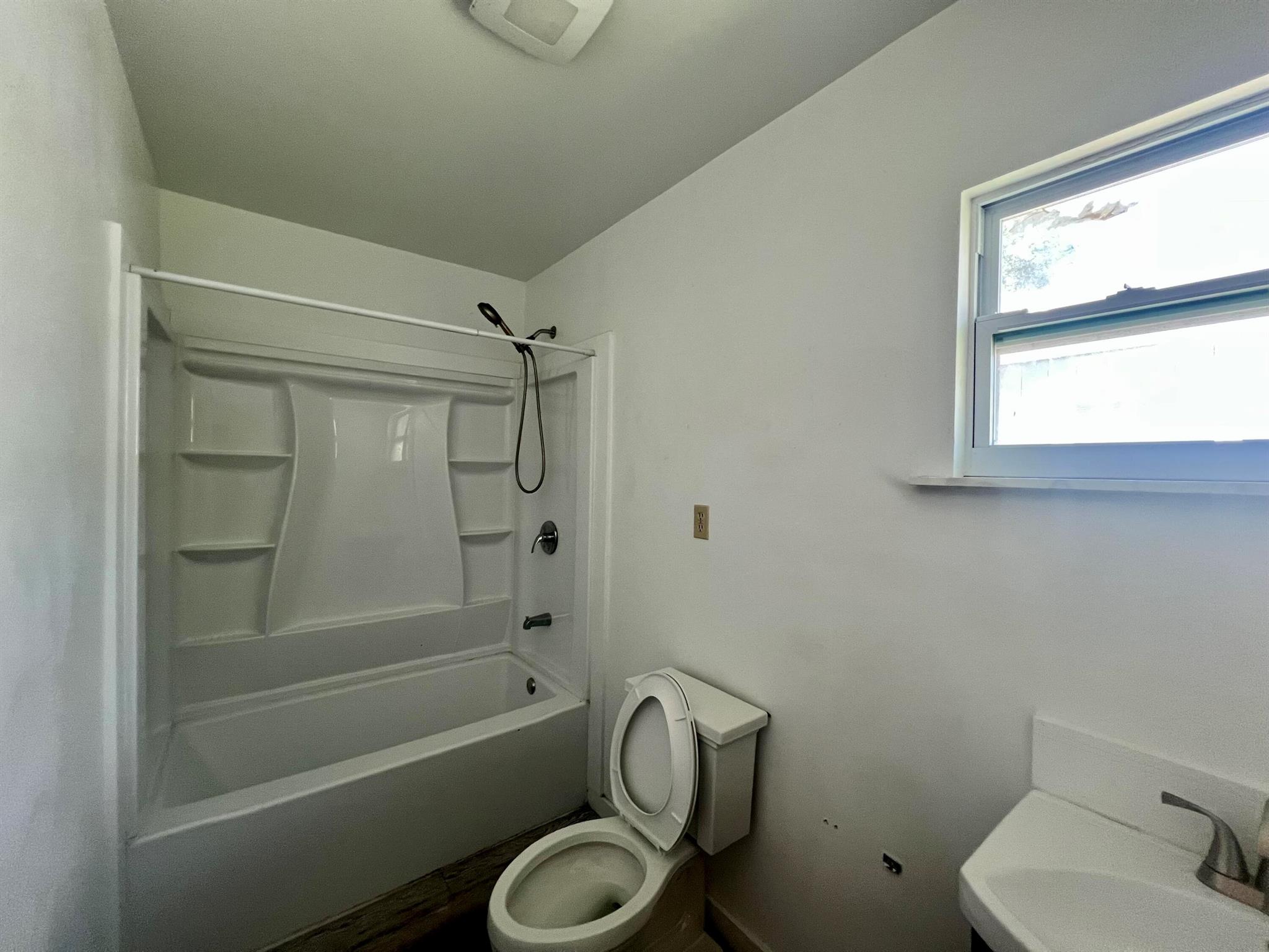 Maravilla Gardens - Residential Lease