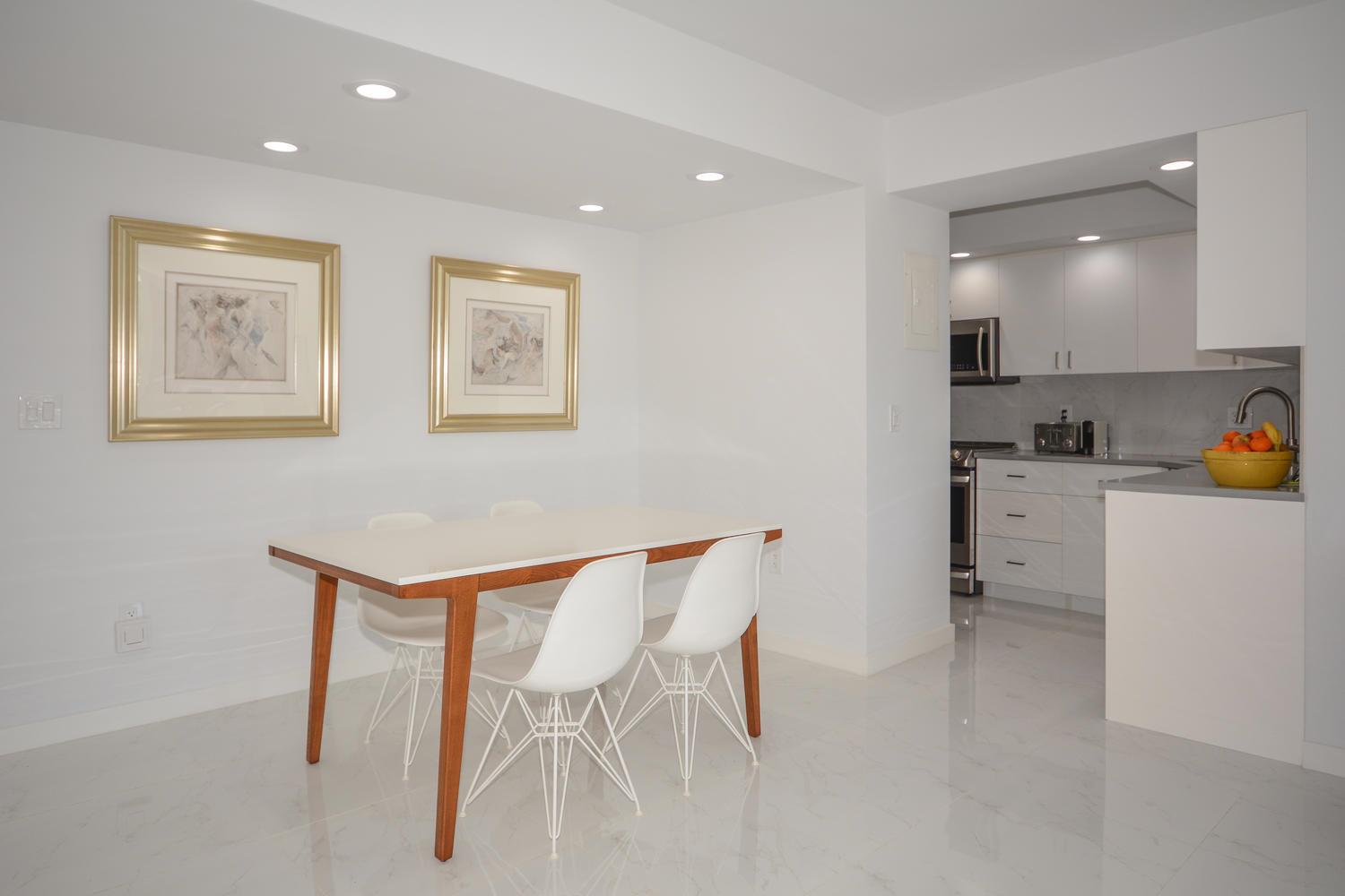 AMBASSADOR II CORP - Residential Lease