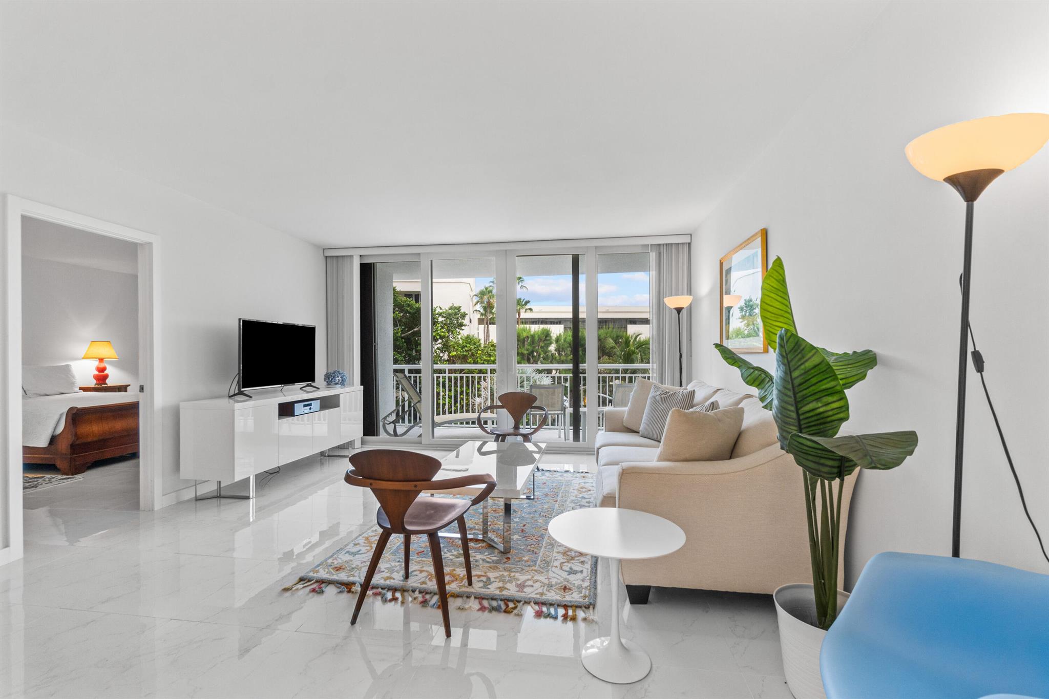 AMBASSADOR II CORP - Residential Lease